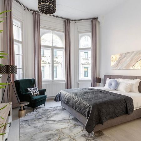 Lh Gallery Apartments Boedapest Buitenkant foto