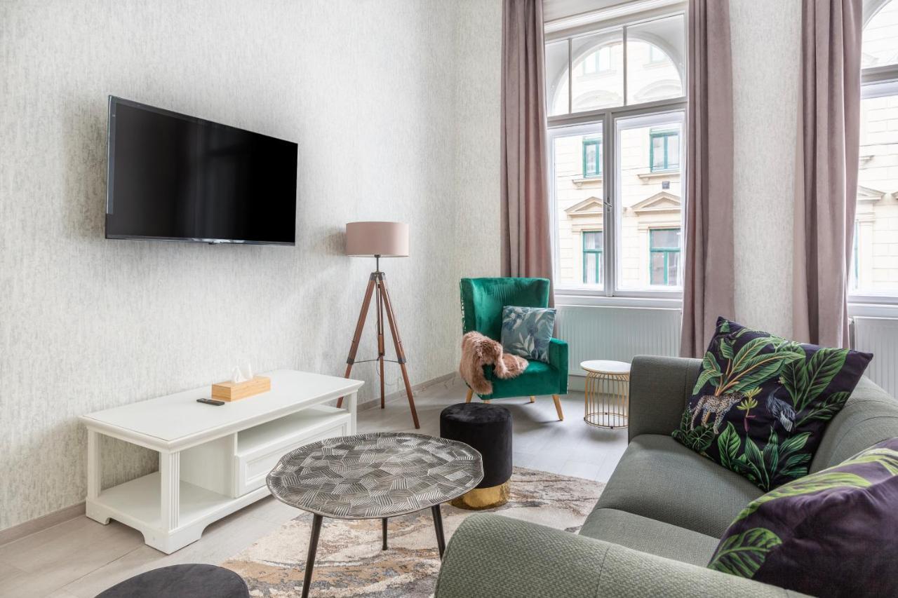 Lh Gallery Apartments Boedapest Buitenkant foto